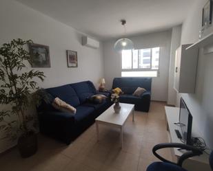 Living room of Apartment to rent in Moncofa  with Air Conditioner, Heating and Furnished