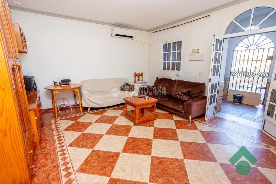 Single-family semi-detached for sale in Algeciras  with Terrace