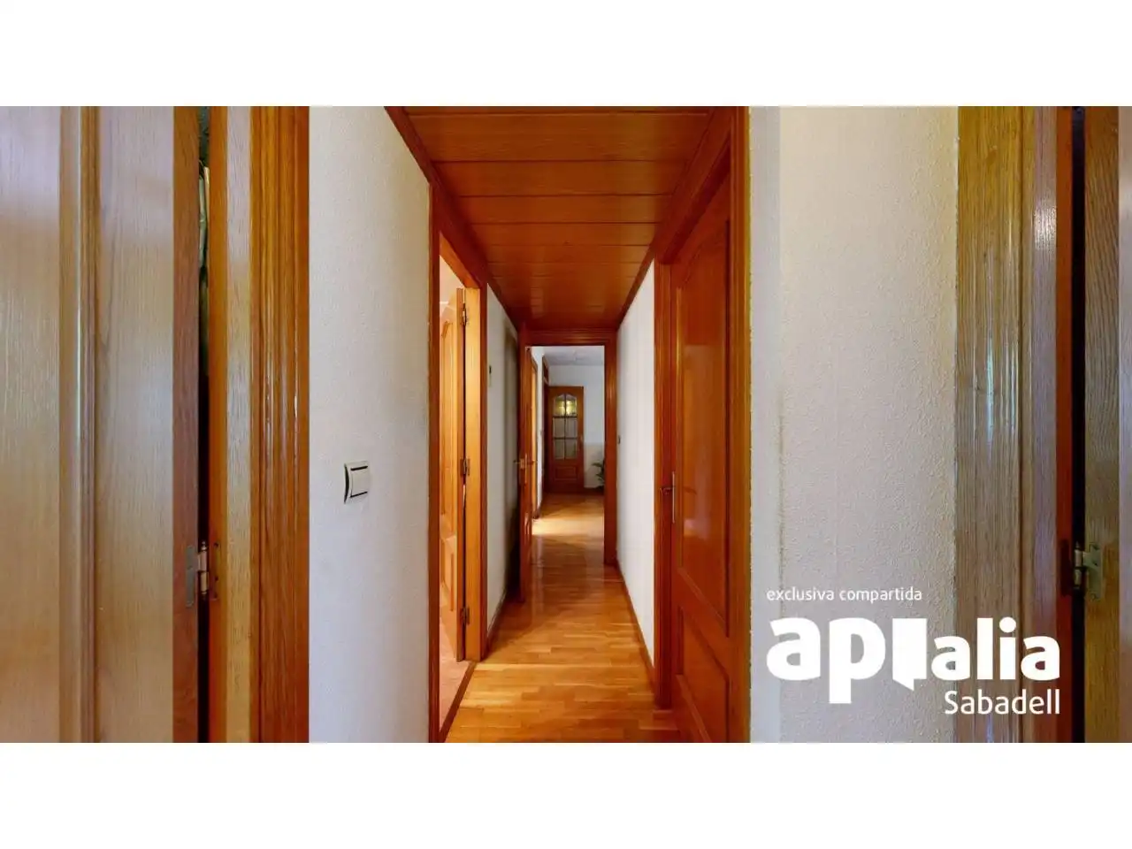 Piso en venta en Badia del Vallès con Aire acondicionado, Calefacción y Parquet