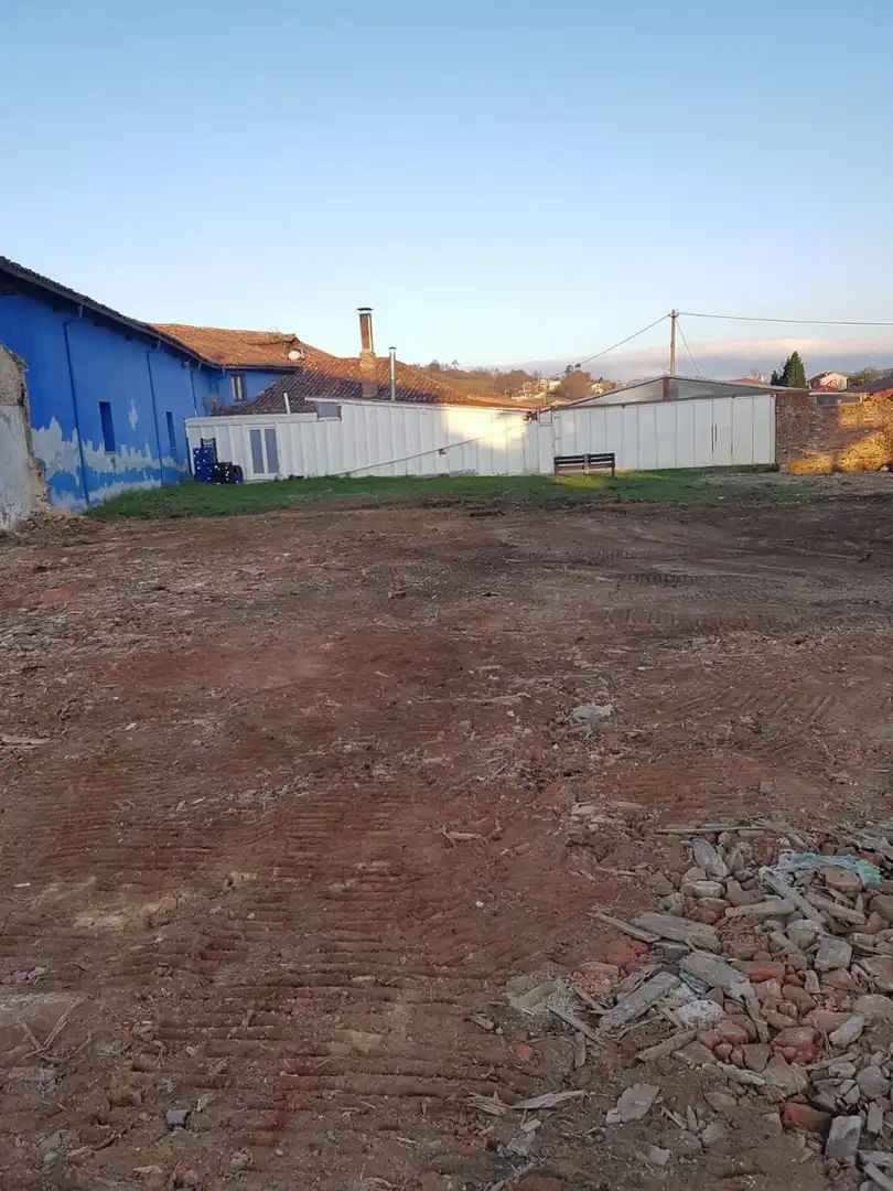 Residencial en venda a La Felguera