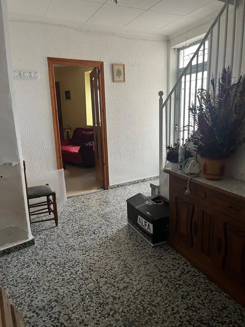 Casa adosada en venda en Teresa de Cofrentes amb Calefacció