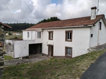 Maison rustique avec jardin à vendre à Lugar Sisalde Cativo 7