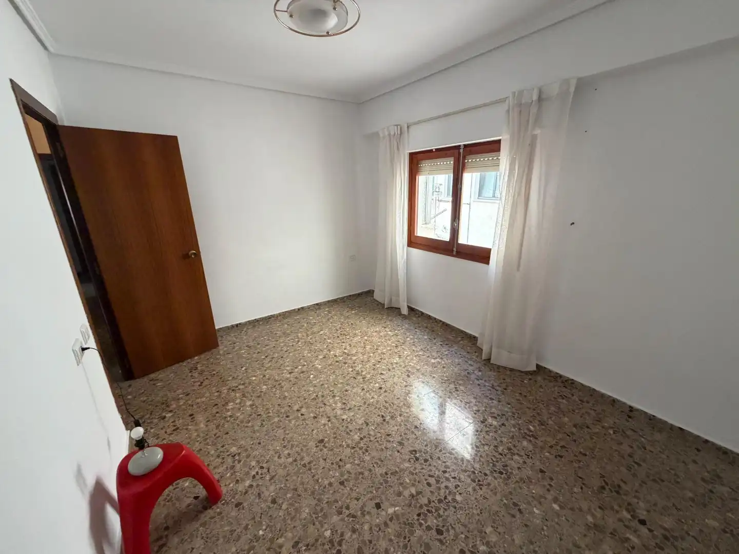 Dormitori de Pis en venda en L'Alcora amb Balcó
