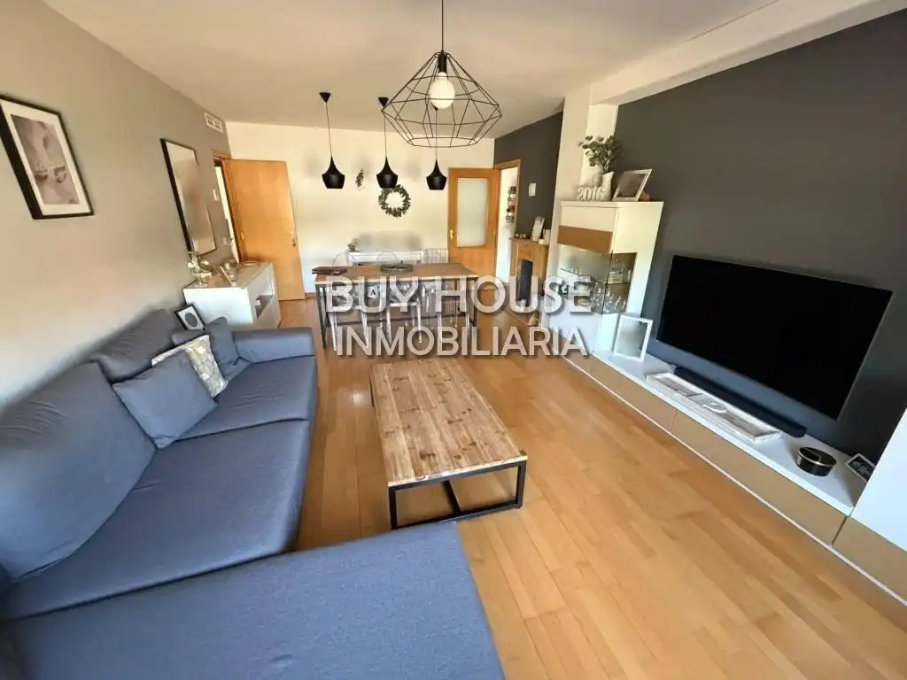 Sala de estar de Piso en venta en Illescas con Calefacción, Terraza y Trastero
