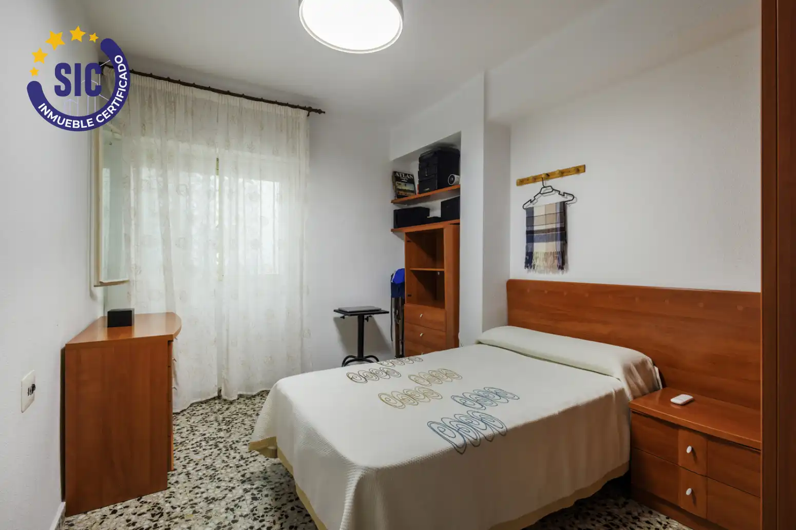 Habitación de Casa adosada en venta en Carlet con Terraza y Balcón