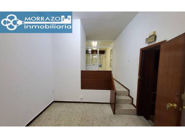 Local comercial en Alquiler en Teis