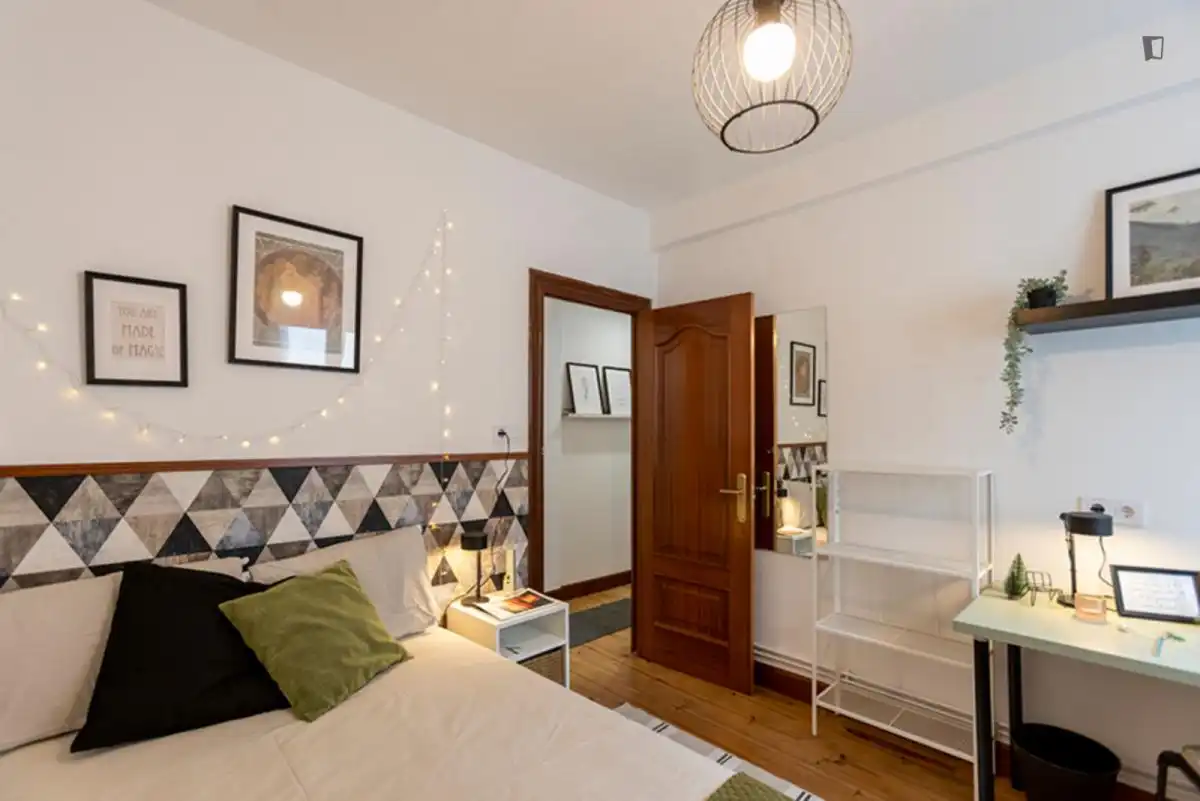 Habitació a Santutxu - Basarrate