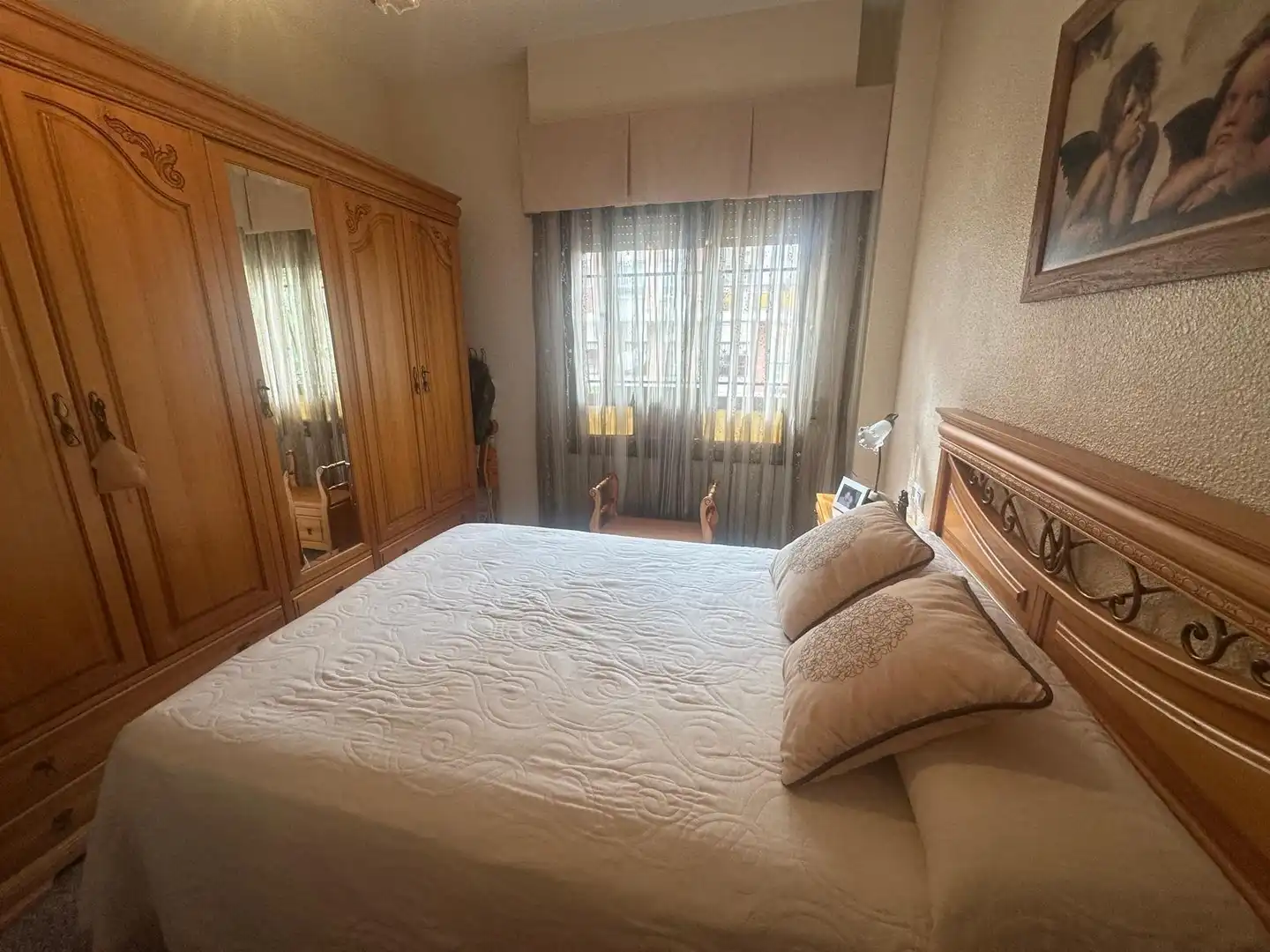 Schlafzimmer von Erdgeschoss zum Verkauf in Elda mit Klimaanlage