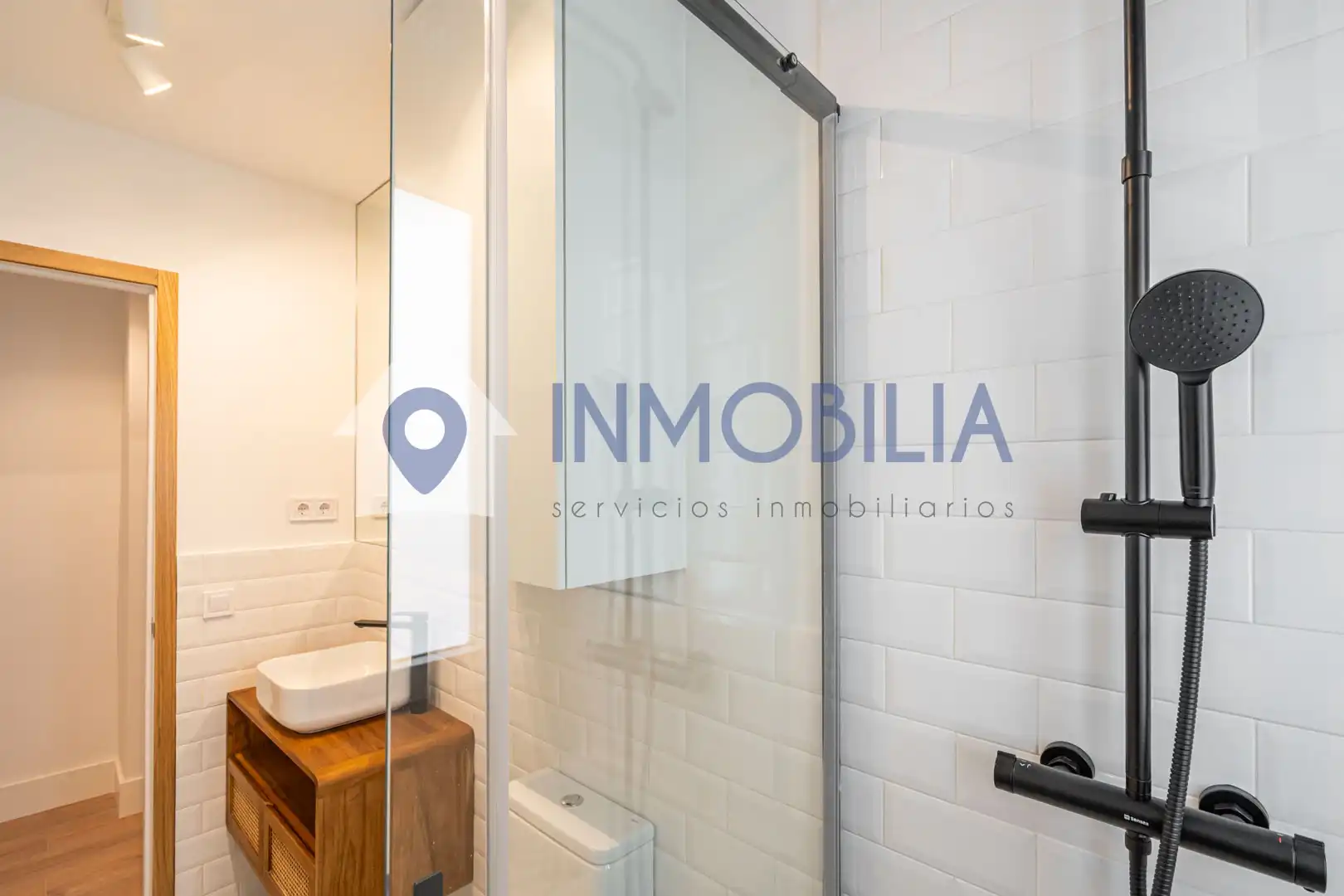 Baño de Piso en venta en Madrid con Aire acondicionado y Calefacción
