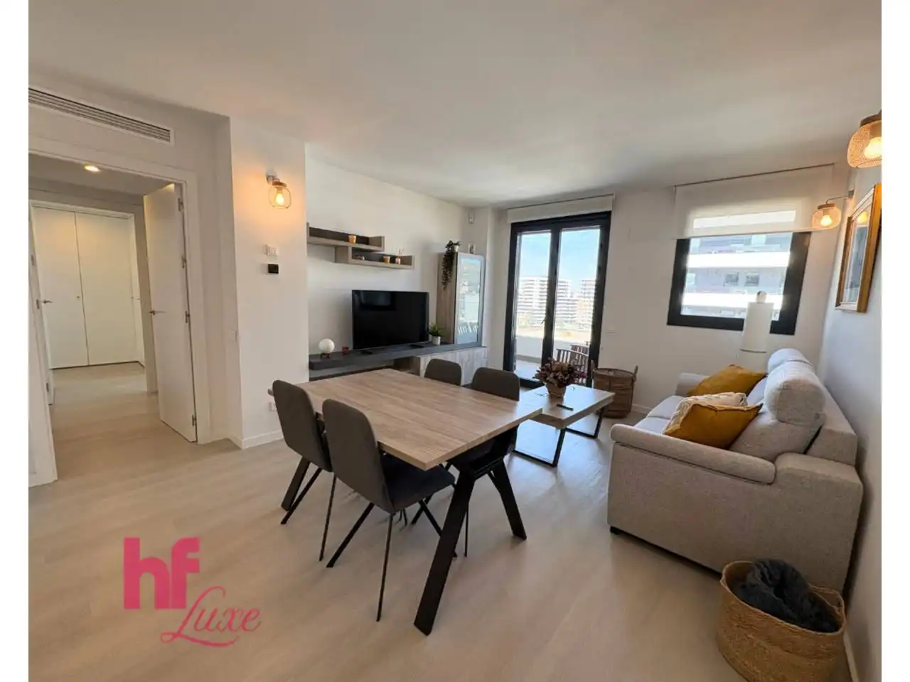 Wohnzimmer von Wohnung zum Verkauf in L'Hospitalet de Llobregat mit Klimaanlage, Heizung und Terrasse