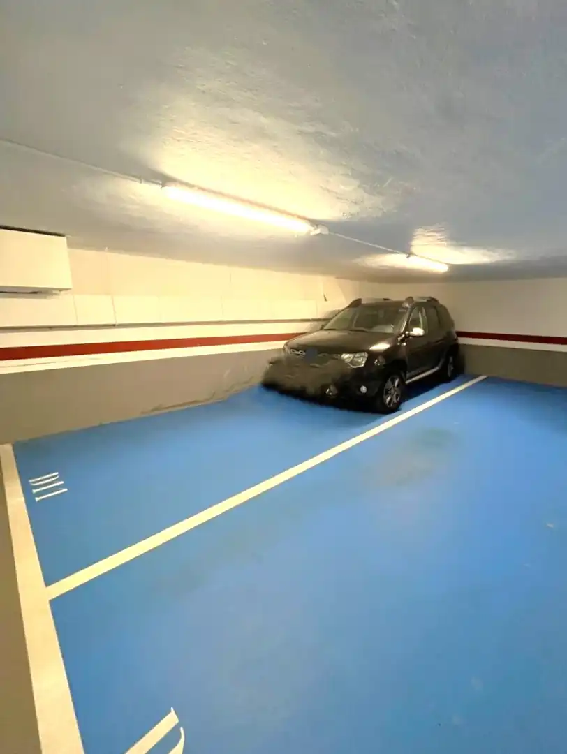 Parking for sale in Rodríguez Arias Kalea 59