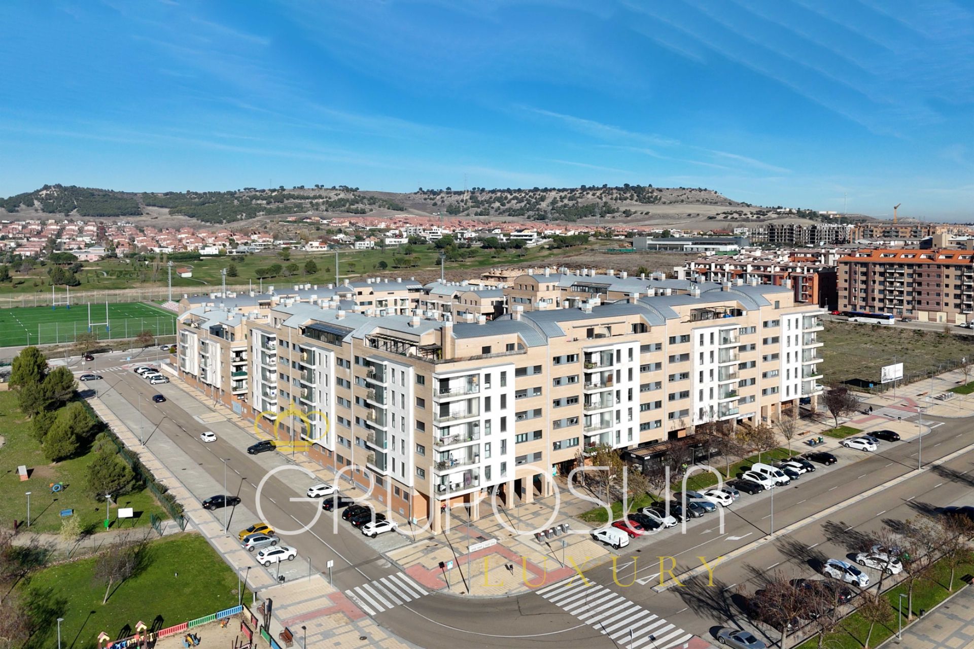 Exterior view of Attic for sale in Arroyo de la Encomienda  with Heating, Parquet flooring and Terrace