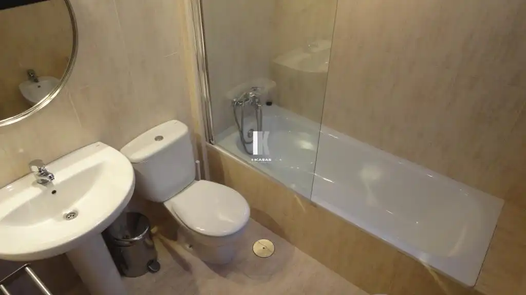 Badezimmer von Dachboden zum Verkauf in Jerez de la Frontera mit Klimaanlage, Terrasse und Möbliert