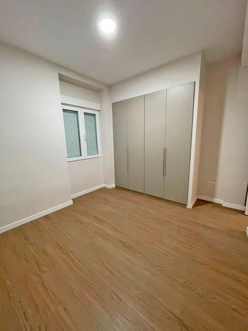 Schlafzimmer von Wohnung zum Verkauf in Valencia mit Klimaanlage und Terrasse
