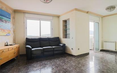 Living room of Flat for sale in Sant Boi de Llobregat  with Air Conditioner, Heating and Terrace