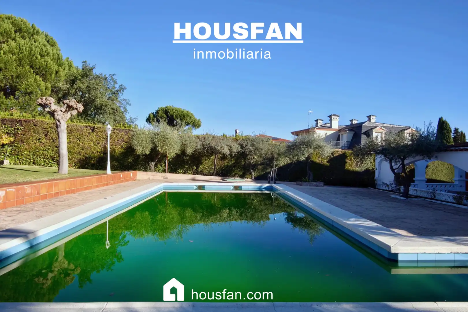 Exterior view of Houses for sale in Cáceres  with Air Conditioner, Heating and Private garden