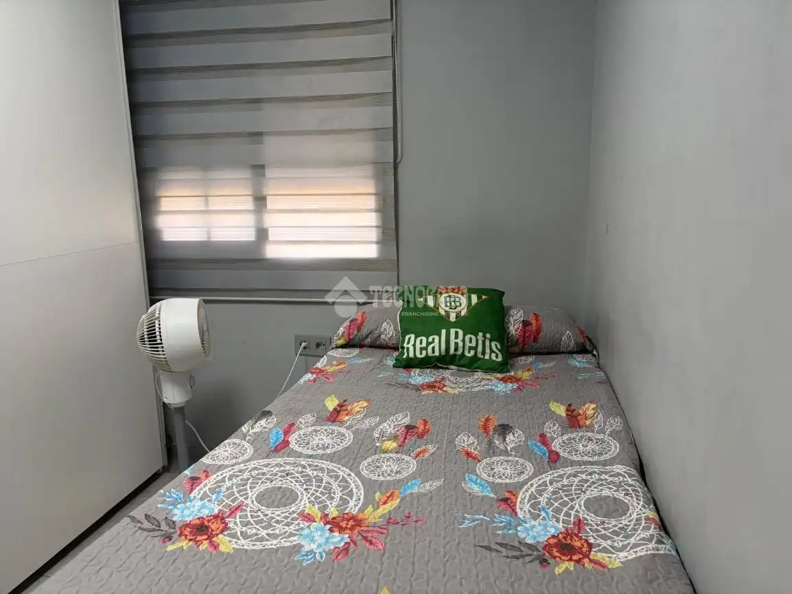 Habitación de Piso en venta en Sevilla con Aire acondicionado