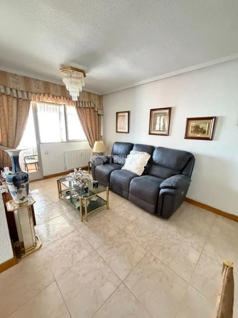 Living room of Flat for sale in Fuenlabrada  with Air Conditioner, Heating and Terrace