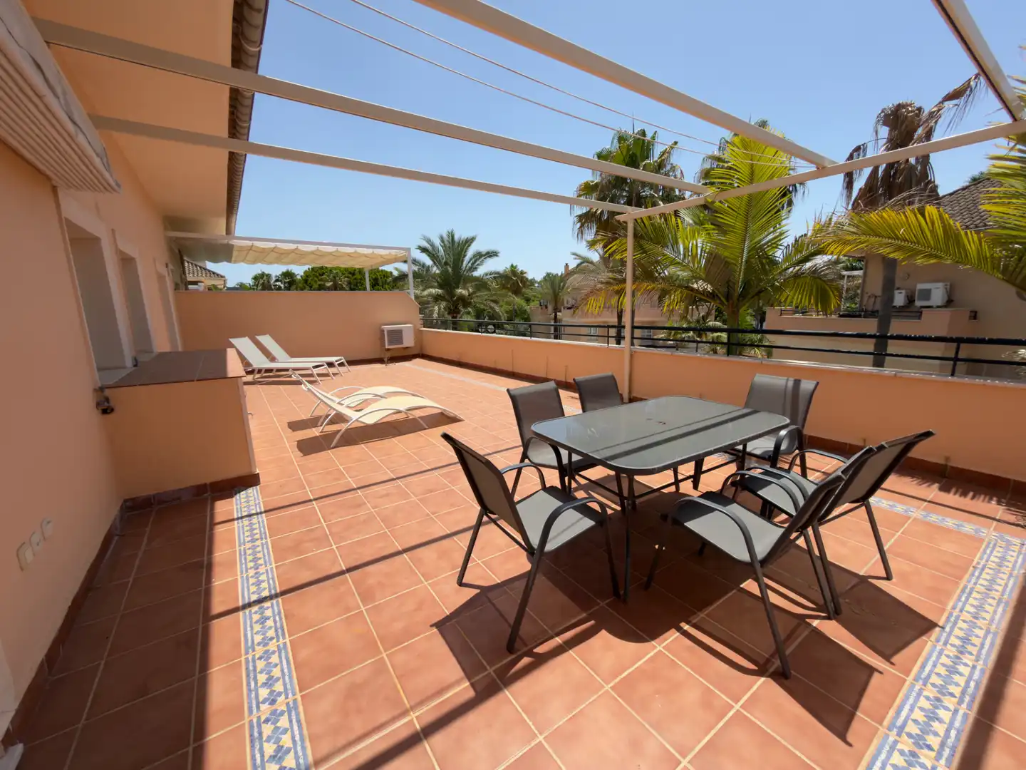 Terrassa de Àtic en venda en Marbella amb Aire condicionat, Terrassa i Piscina comunitària