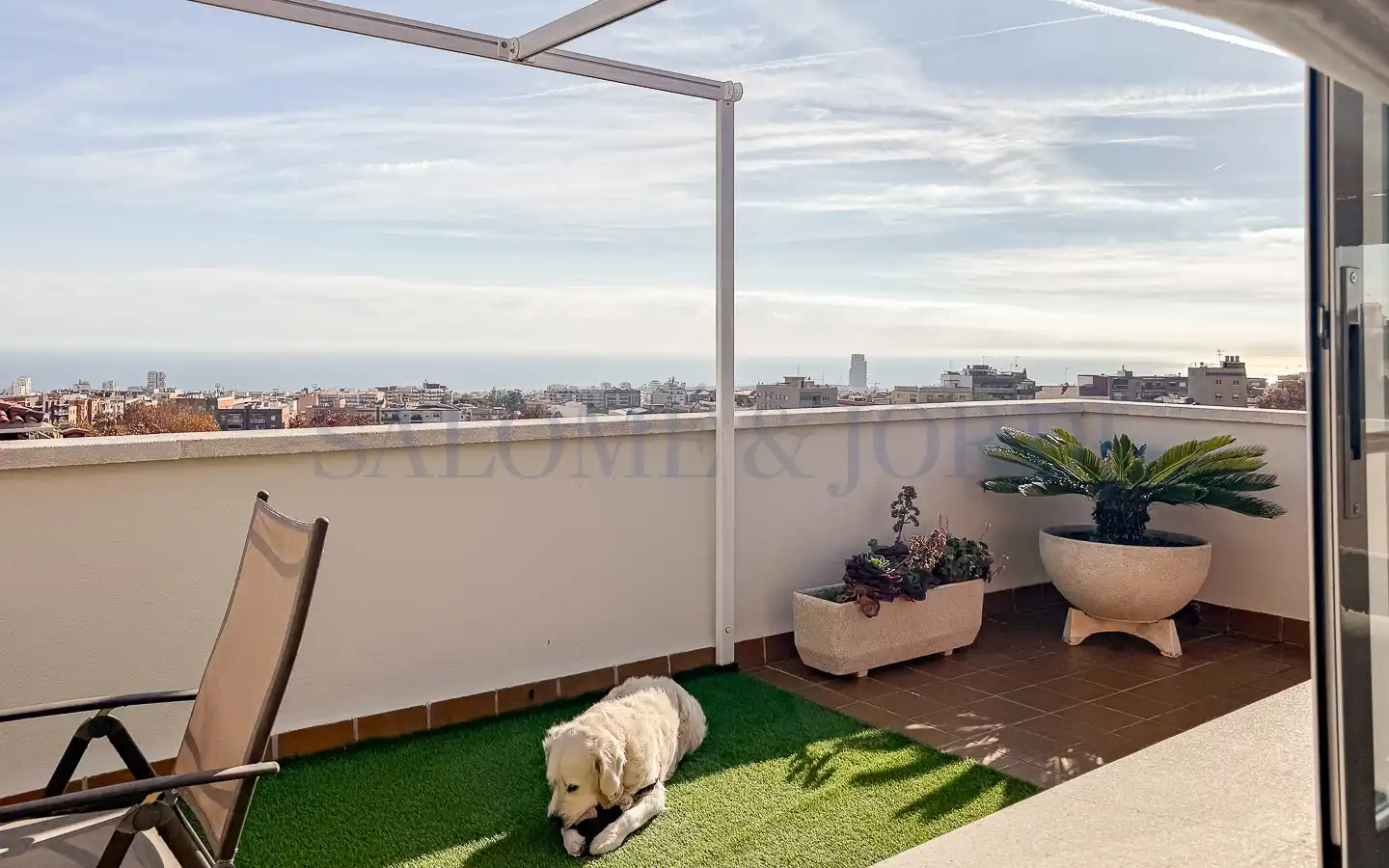 Terrasse von Dachboden zum Verkauf in Mataró mit Klimaanlage, Heizung und Parkett