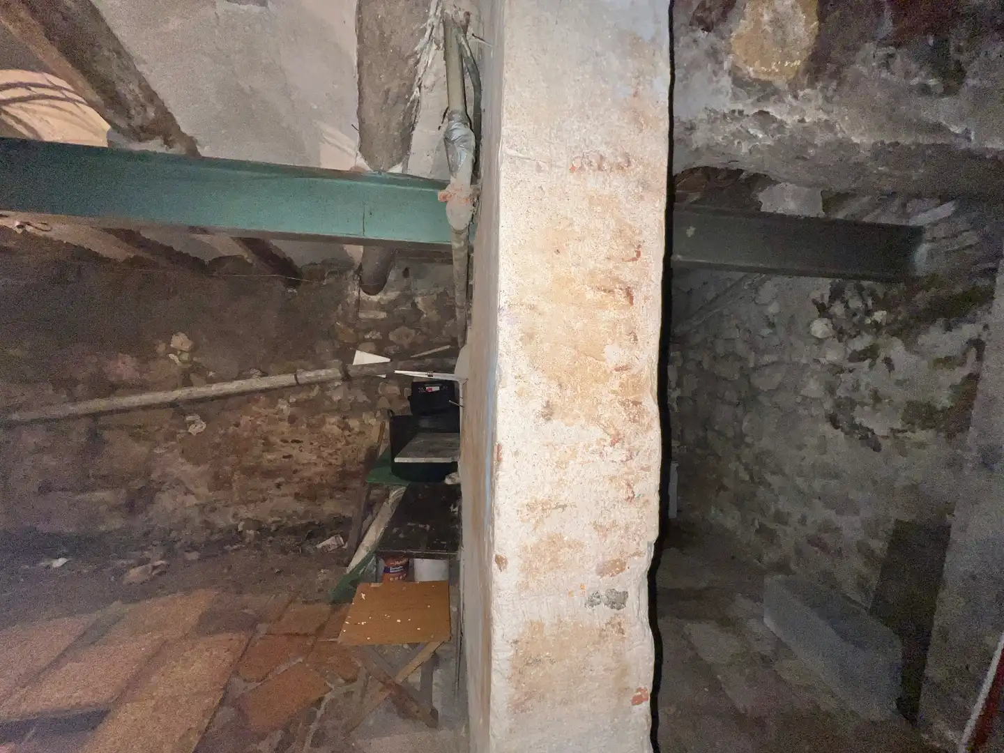 Casa adosada en venda en Cornudella de Montsant amb Traster