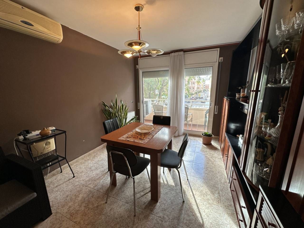 Menjador de Pis en venda en Vila-seca amb Calefacció, Terrassa i Balcó