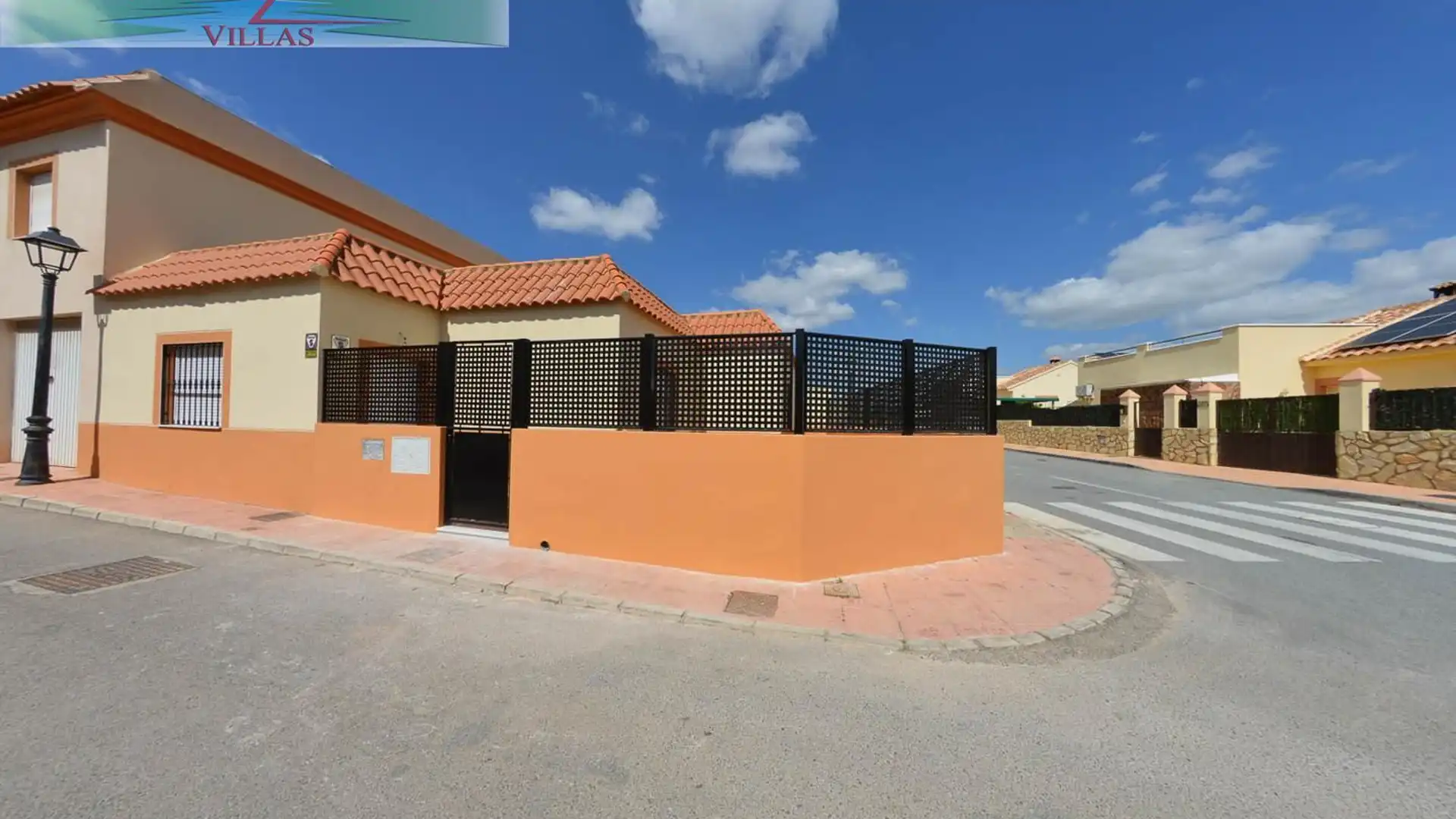 Vista exterior de Casa o xalet en venda en Zurgena amb Terrassa