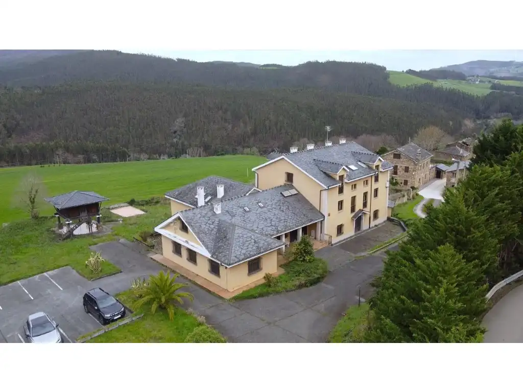 Haus zum Verkauf in Lugar Antigua La