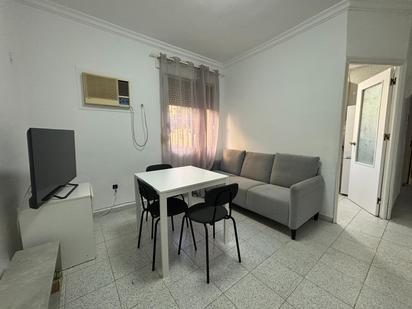 Living room of Flat to rent in  Sevilla Capital  with Terrace and Balcony