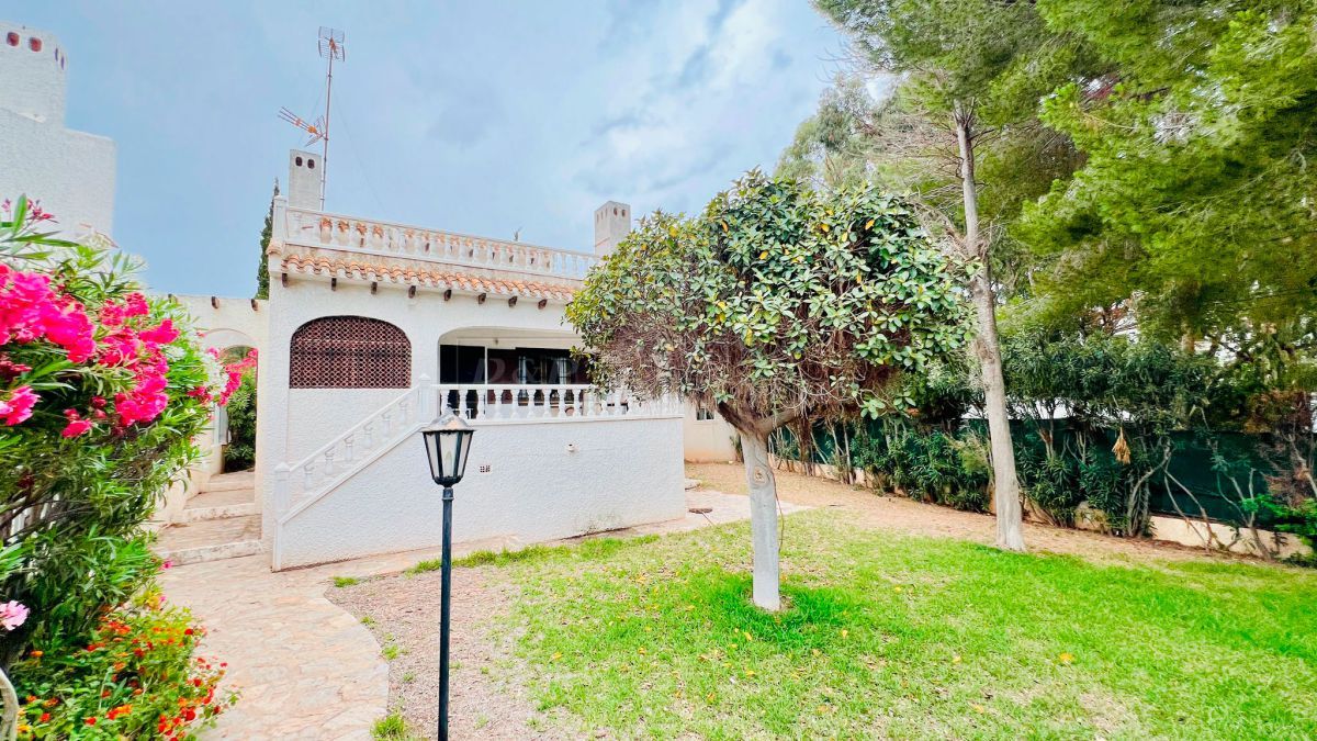 Garden of House or chalet for sale in Orihuela  with Terrace, Furnished and Balcony