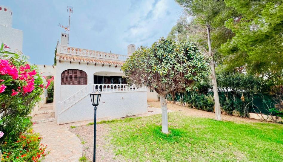 Foto 1 de Casa o chalet en venta en Violetas, La Zenia, Alicante