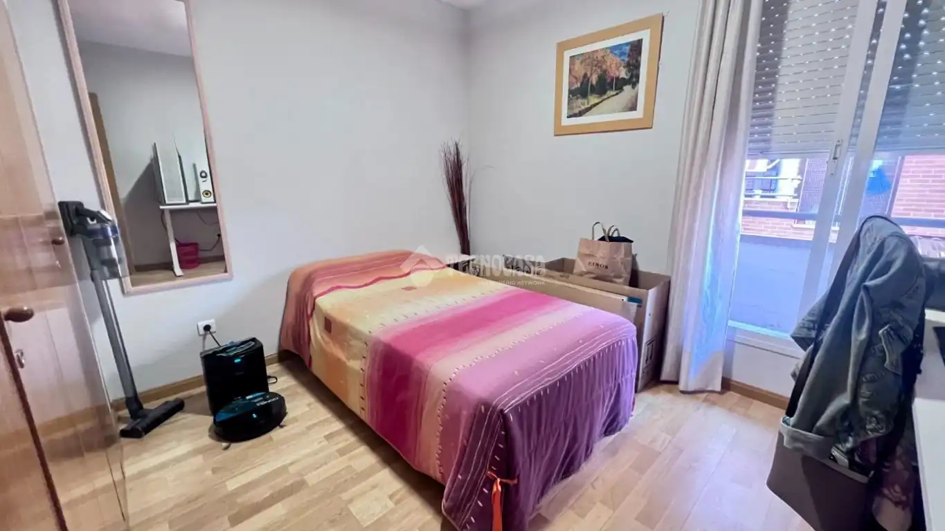 Dormitori de Pis en venda en Alcalá de Henares amb Aire condicionat, Calefacció i Terrassa