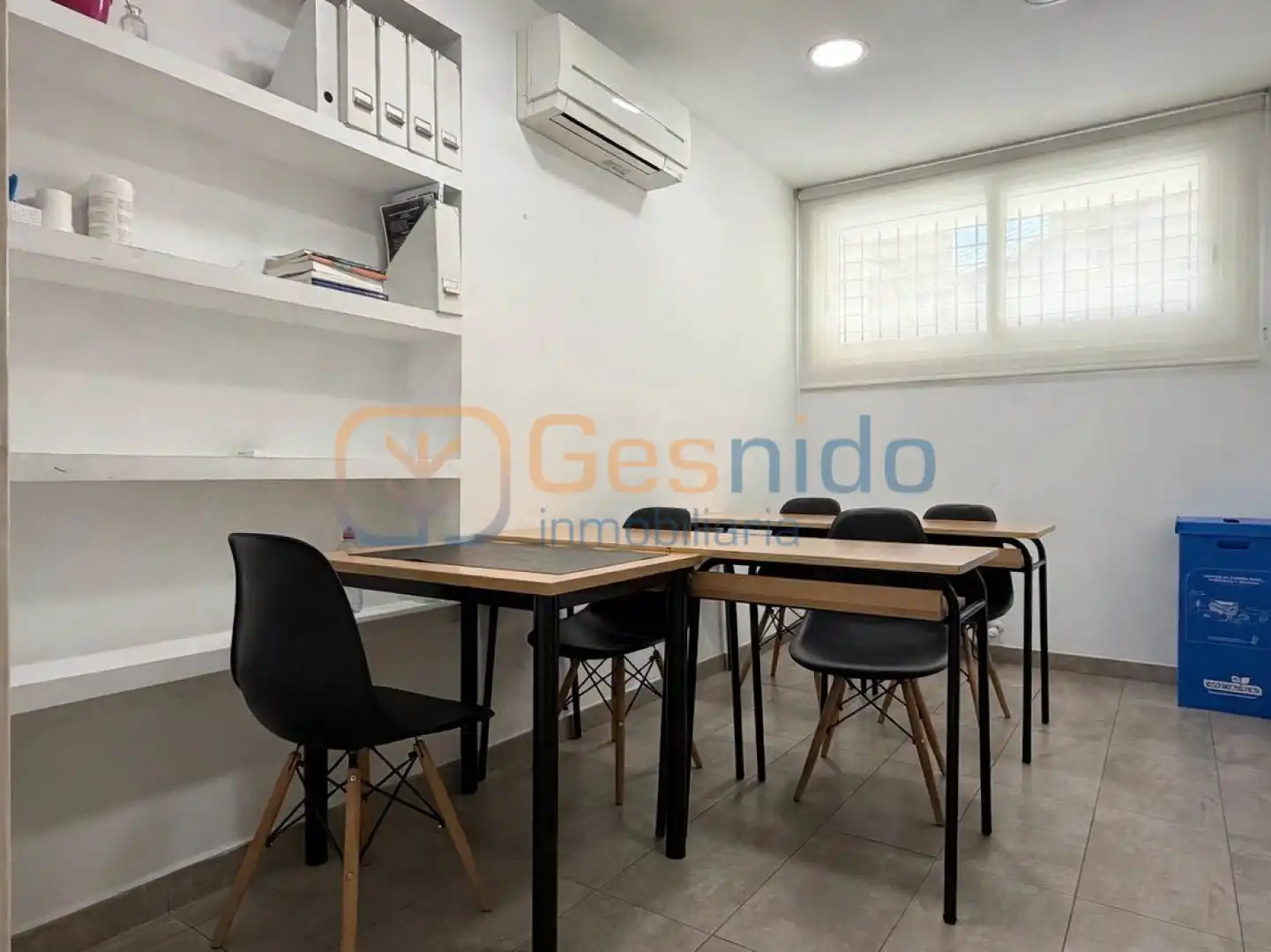 Commercial properties for rent in Segovia  with Air Conditioner