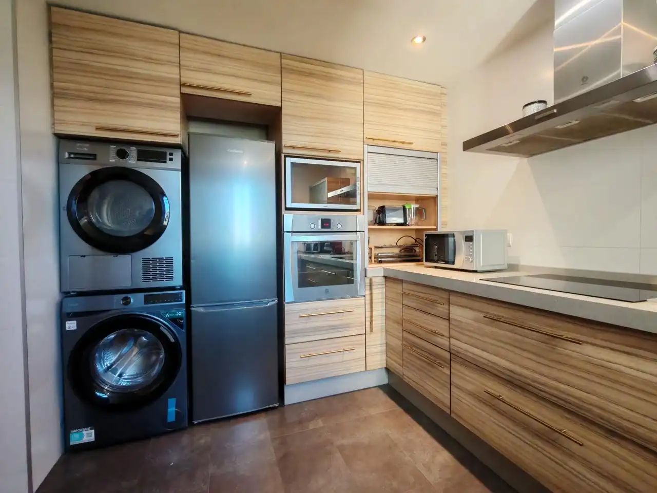 Flat for rent in Avenida de Playamar, Playamar - Benyamina