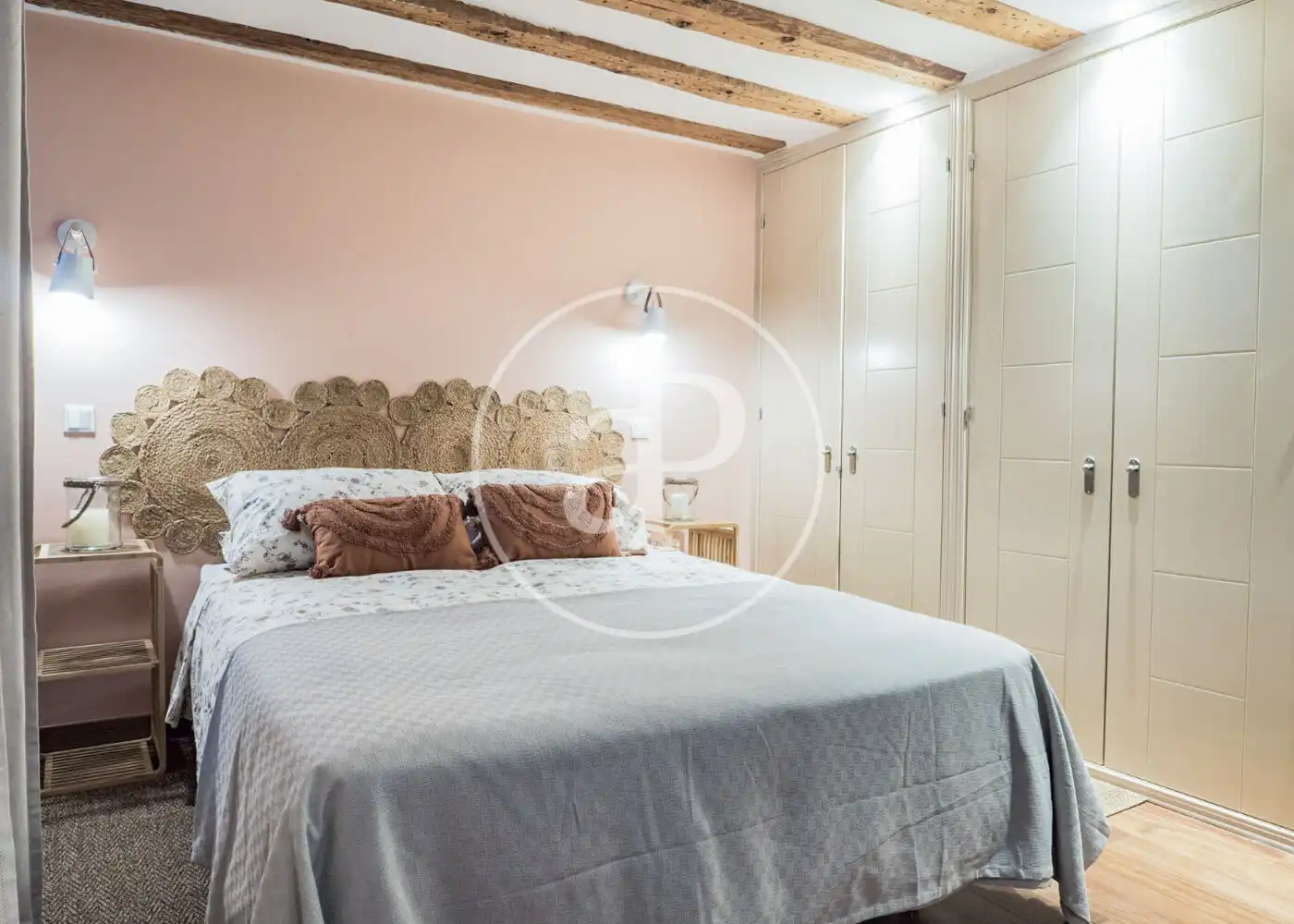 Bedroom of Flat for rent in Madrid  with Air Conditioner, Heating and Furnished