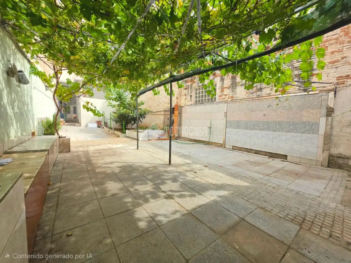 Vista exterior de Pis en venda en Badalona amb Terrassa