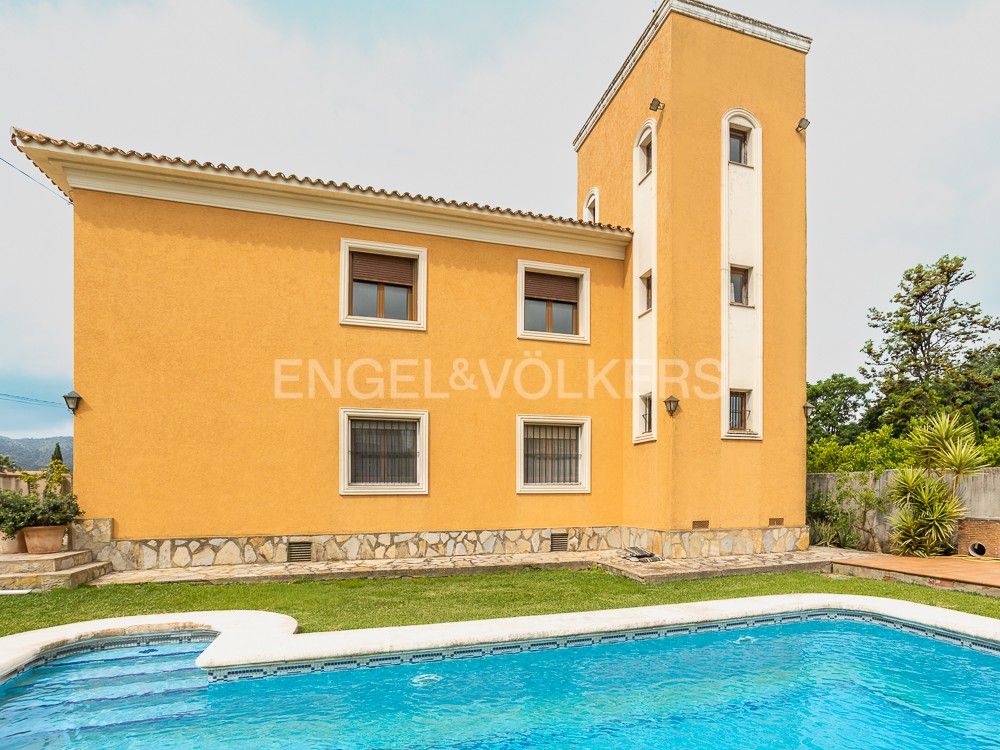 Vista exterior de Casa o xalet en venda en Ondara amb Aire condicionat, Calefacció i Terrassa