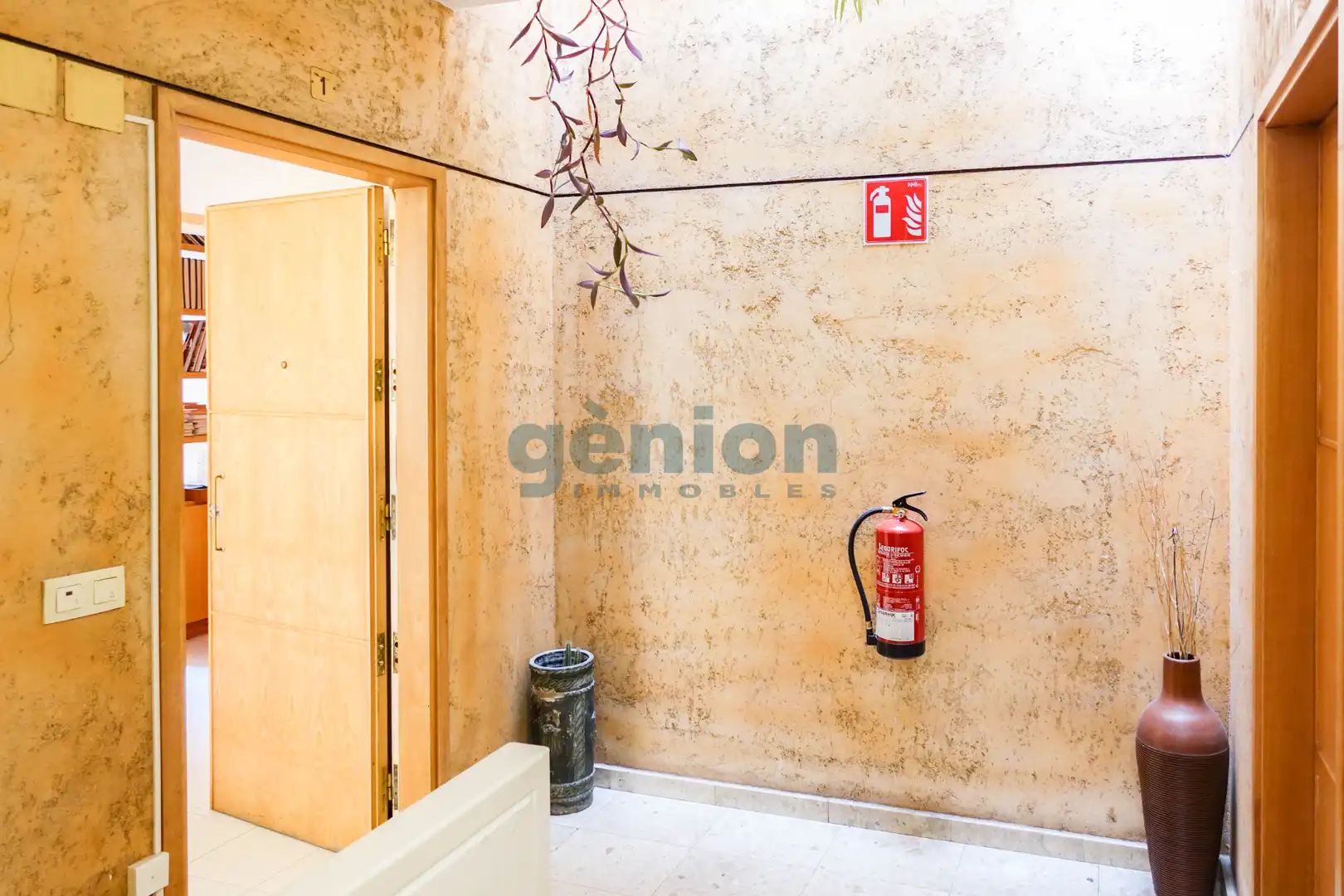 Flat for sale in Carrer Coromina, Bescanó