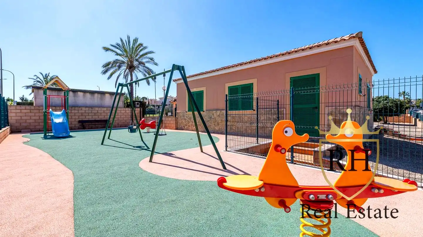 Parking of Houses for sale in Manacor