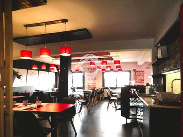 Local comercial en venda a Montserrat