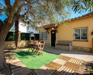 Garden of Single-family semi-detached to rent in Empuriabrava  with Air Conditioner, Heating and Private garden