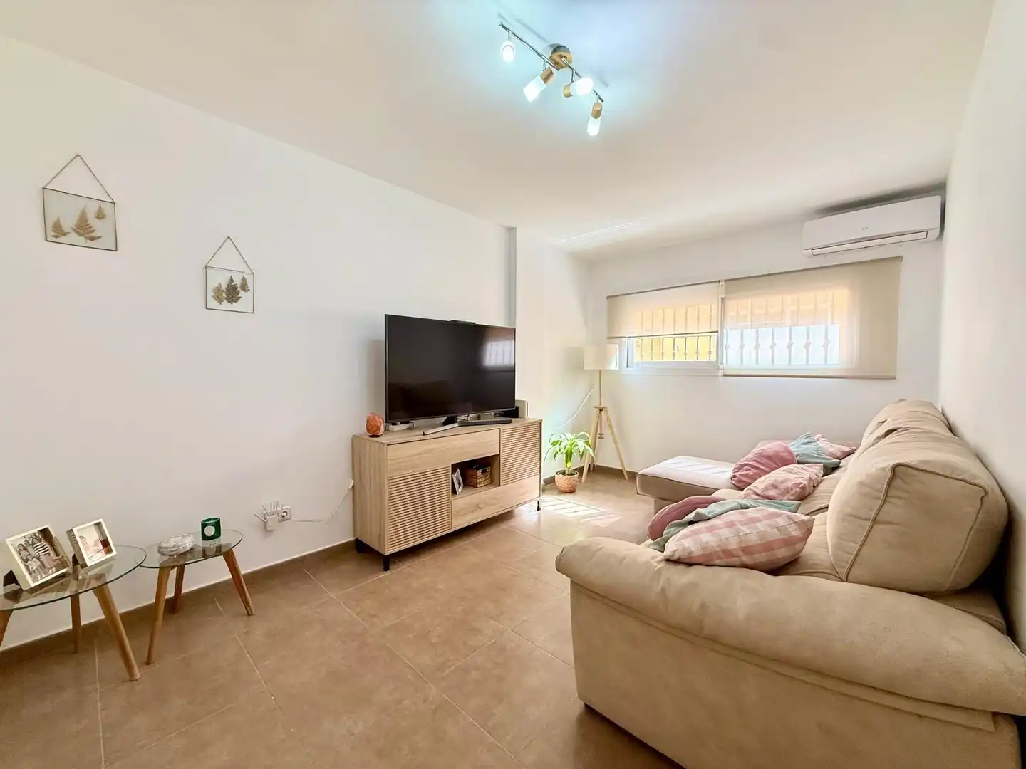 Wohnzimmer von Maisonette zum Verkauf in Vícar mit Klimaanlage, Heizung und Abstellraum