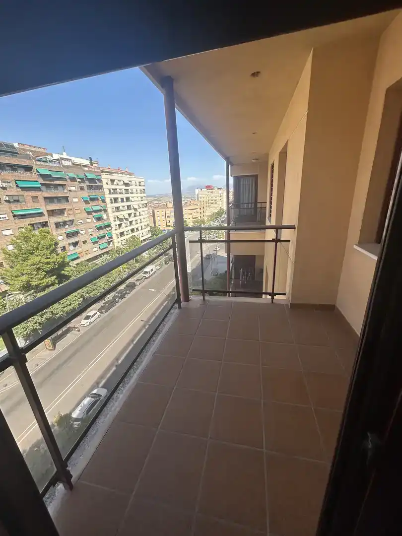 Terrassa de Pis en venda en Jaén amb Aire condicionat i Moblat