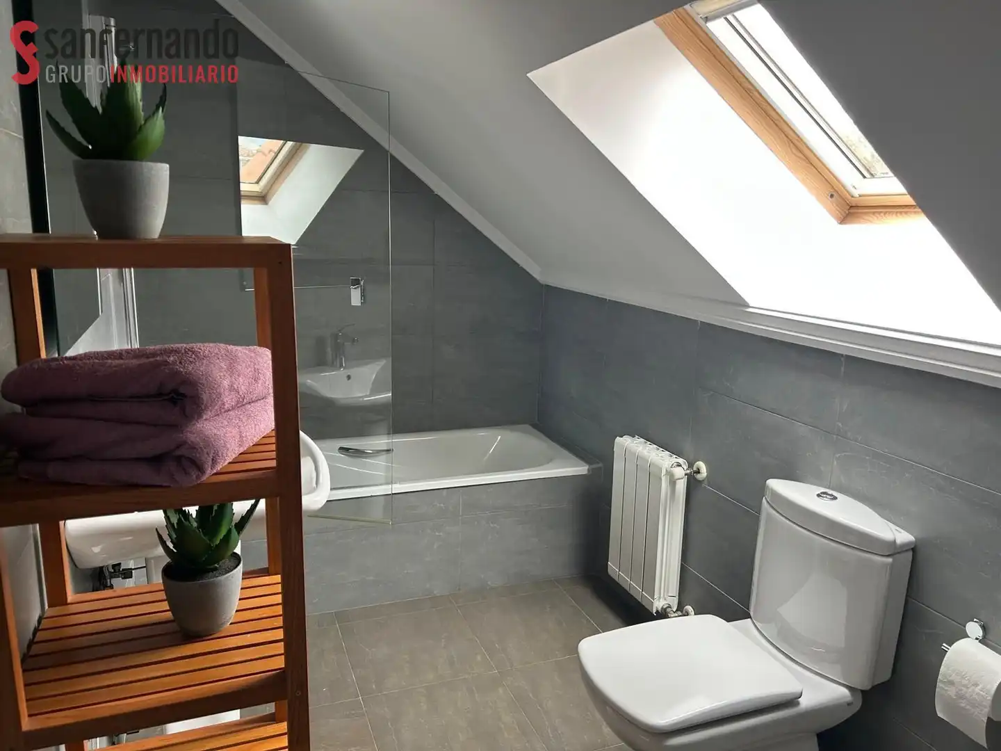 Baño de Casa o chalet de alquiler en Santillana del Mar con Calefacción, Jardín privado y Terraza
