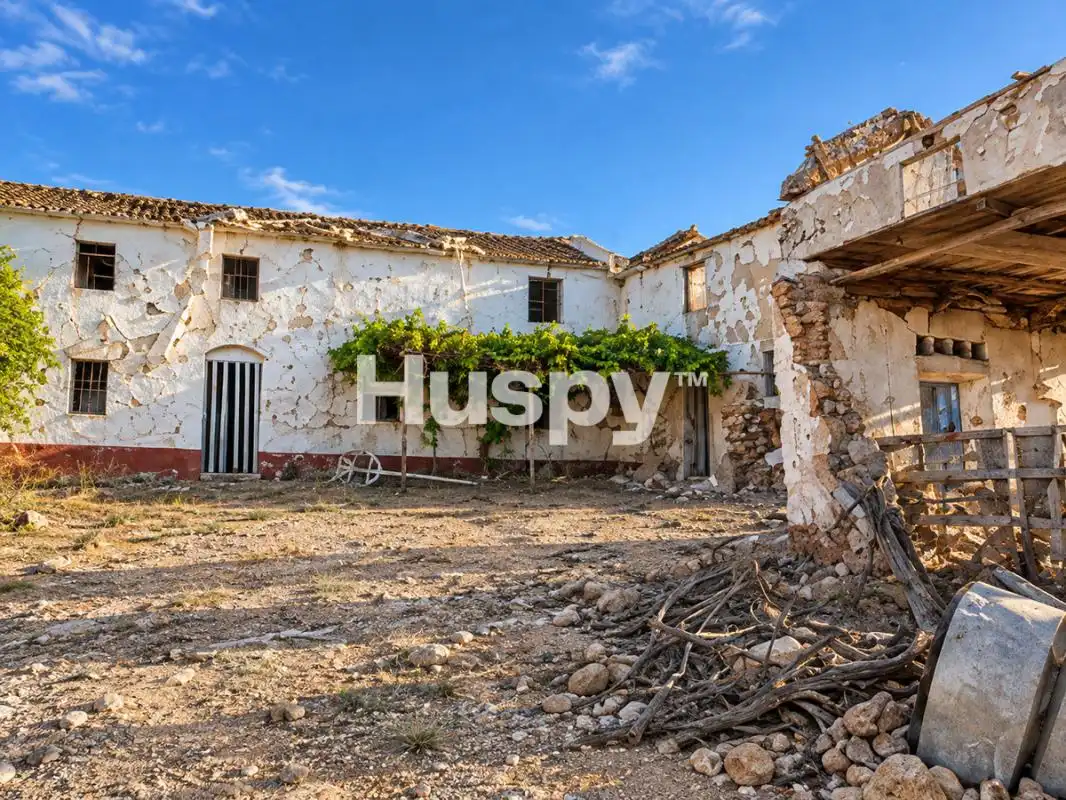 Außenansicht von Country house zum Verkauf in Morón de la Frontera, Sevilla
