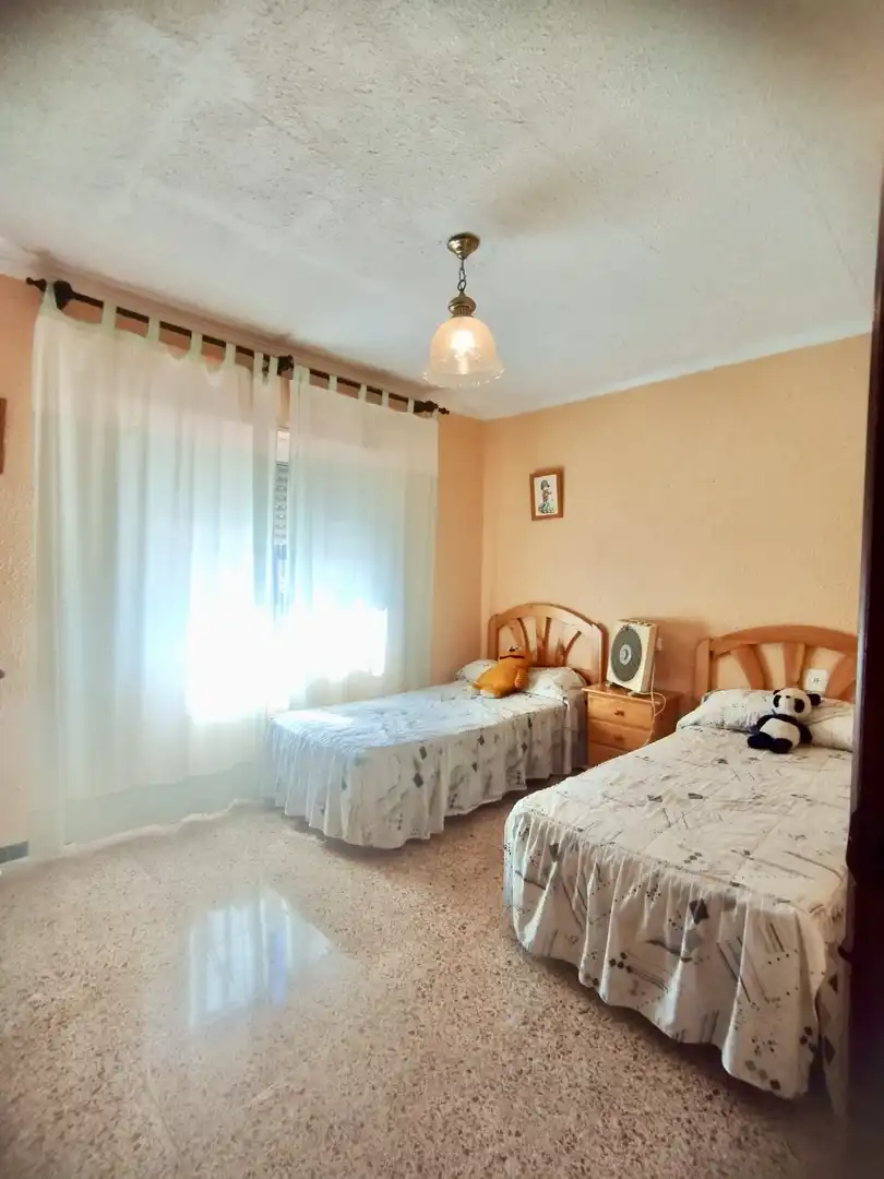 Bedroom of Houses for sale in Petrer  with Private garden and Swimming Pool