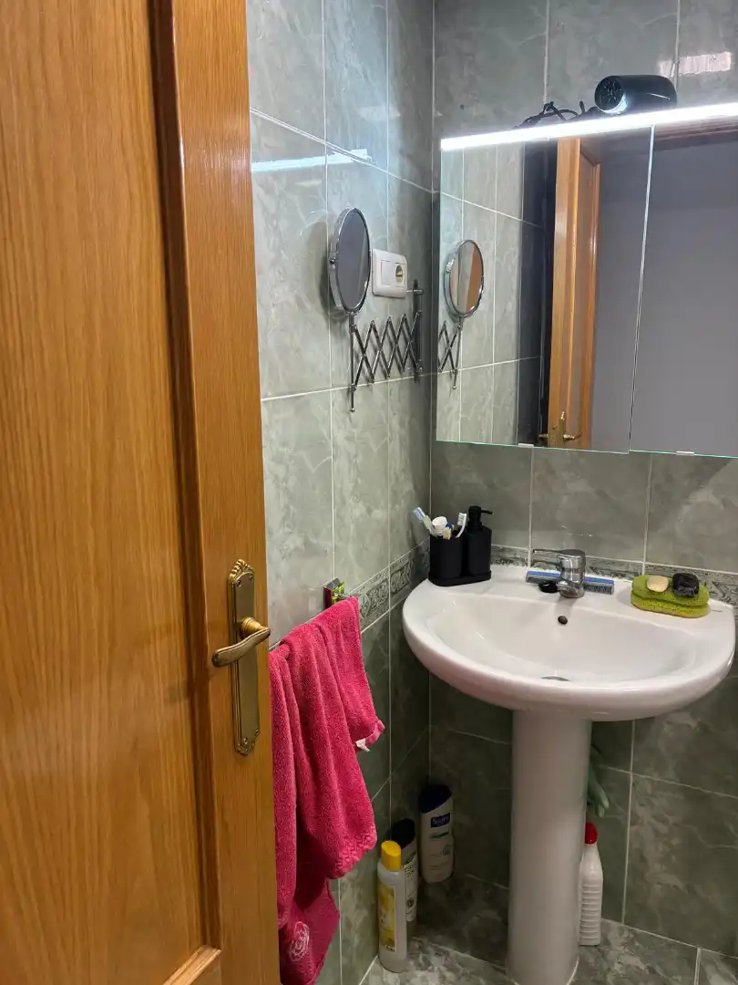 Badezimmer von Wohnung zur Miete in Aranjuez mit Klimaanlage, Heizung und Parkett