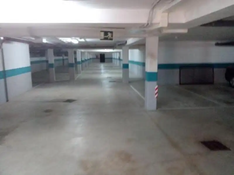 Garaje en venta en Darsena, Roda