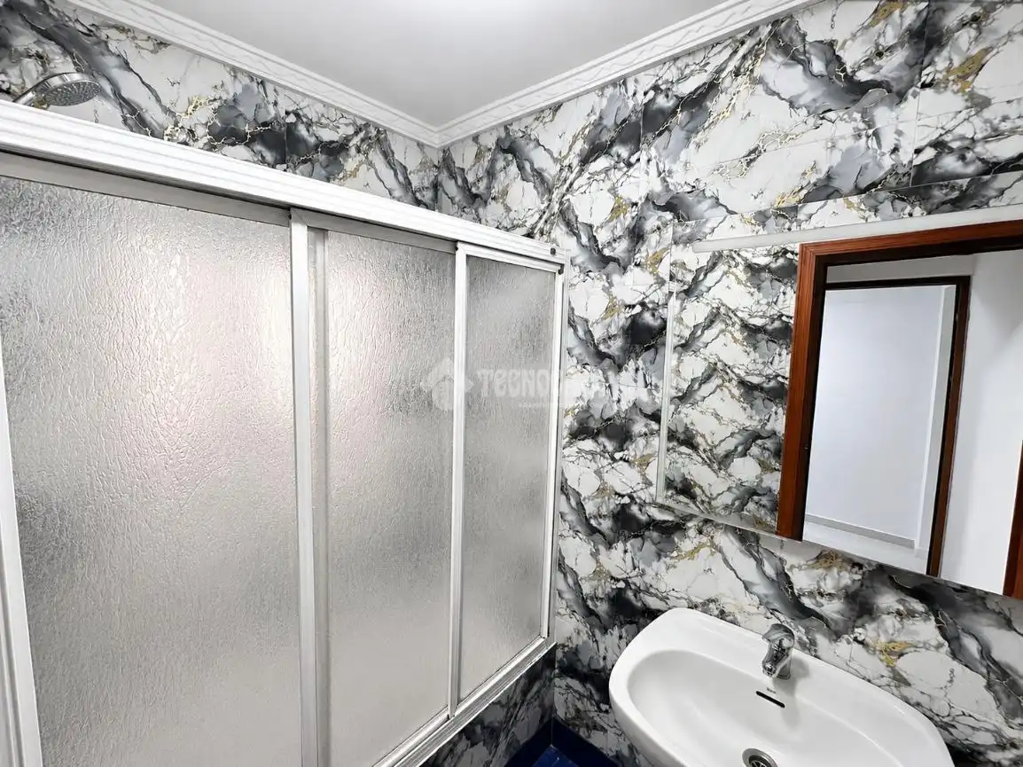 Baño de Casa adosada en venta en Antequera con Aire acondicionado, Trastero y Amueblado
