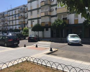 Exterior view of Flat for sale in San Juan de Aznalfarache  with Air Conditioner, Storage room and Balcony